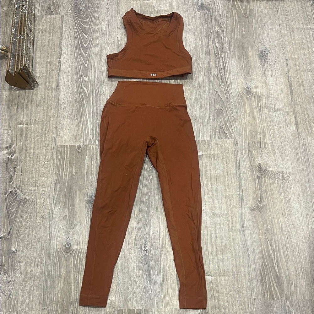 SET Active Sportbody Brown Crop  Top and Leggings